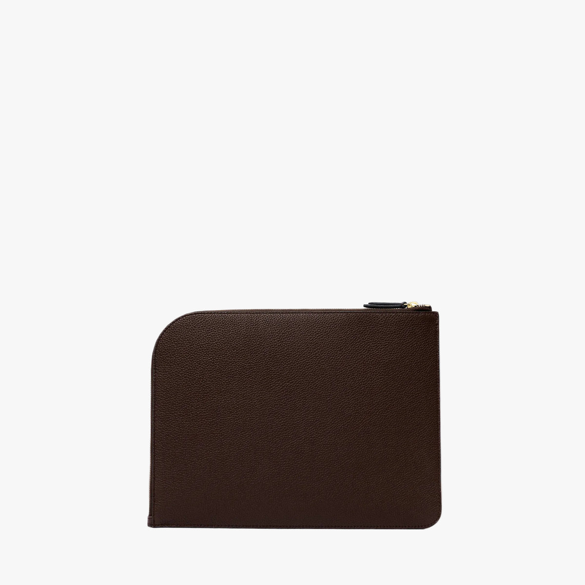 Back panel of STOW London's Midi Leather Sleeve in Espresso pebbled leather on a light grey background featuring a YKK Natulon Zip