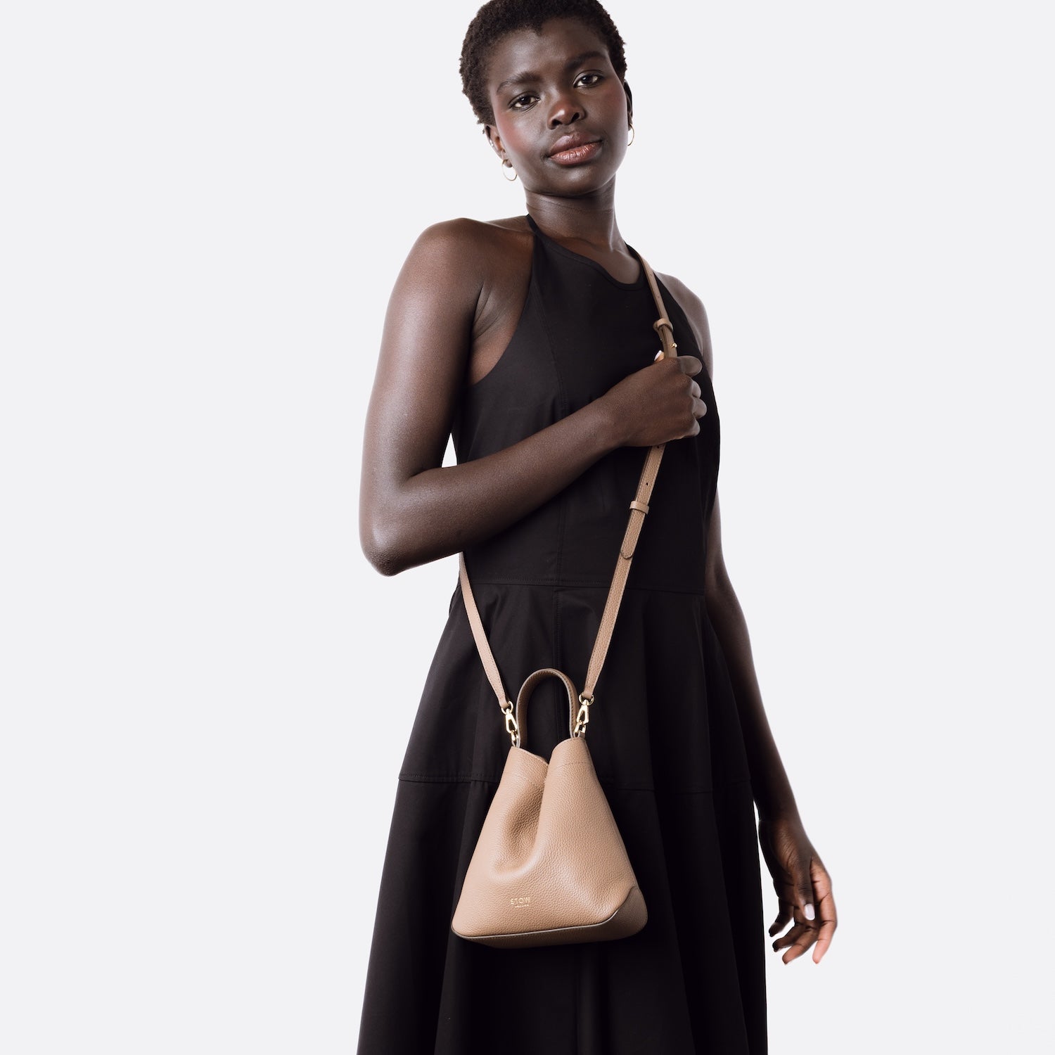 Mini Curve Crossbody-Gurt aus Leder