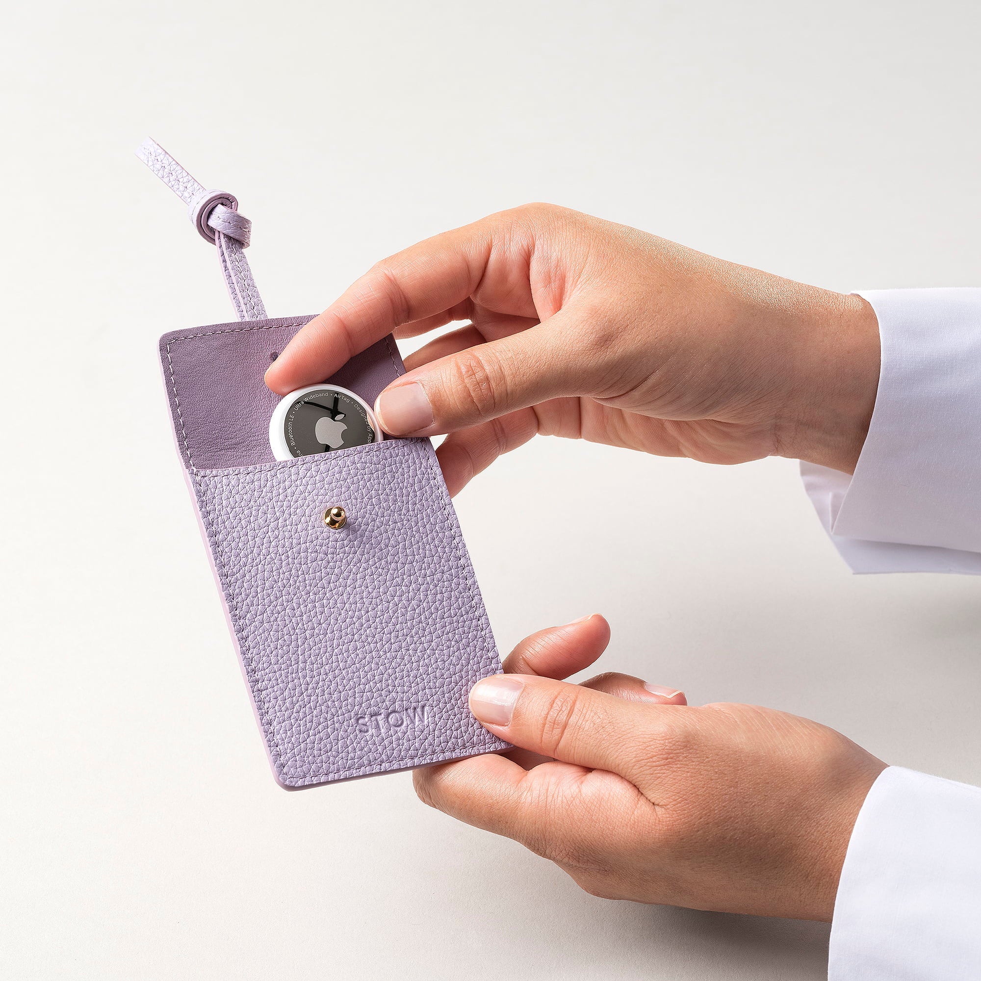 STOW London Leather Multi Tag in Wild Lavender pebbled leather.
