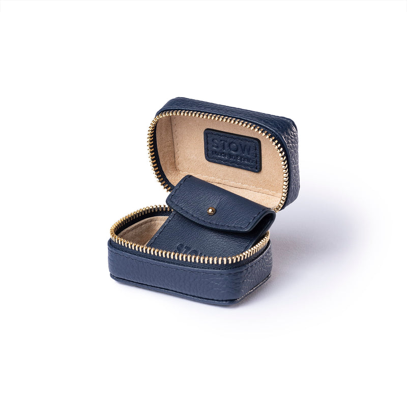 Ringbox aus marineblauem Leder
