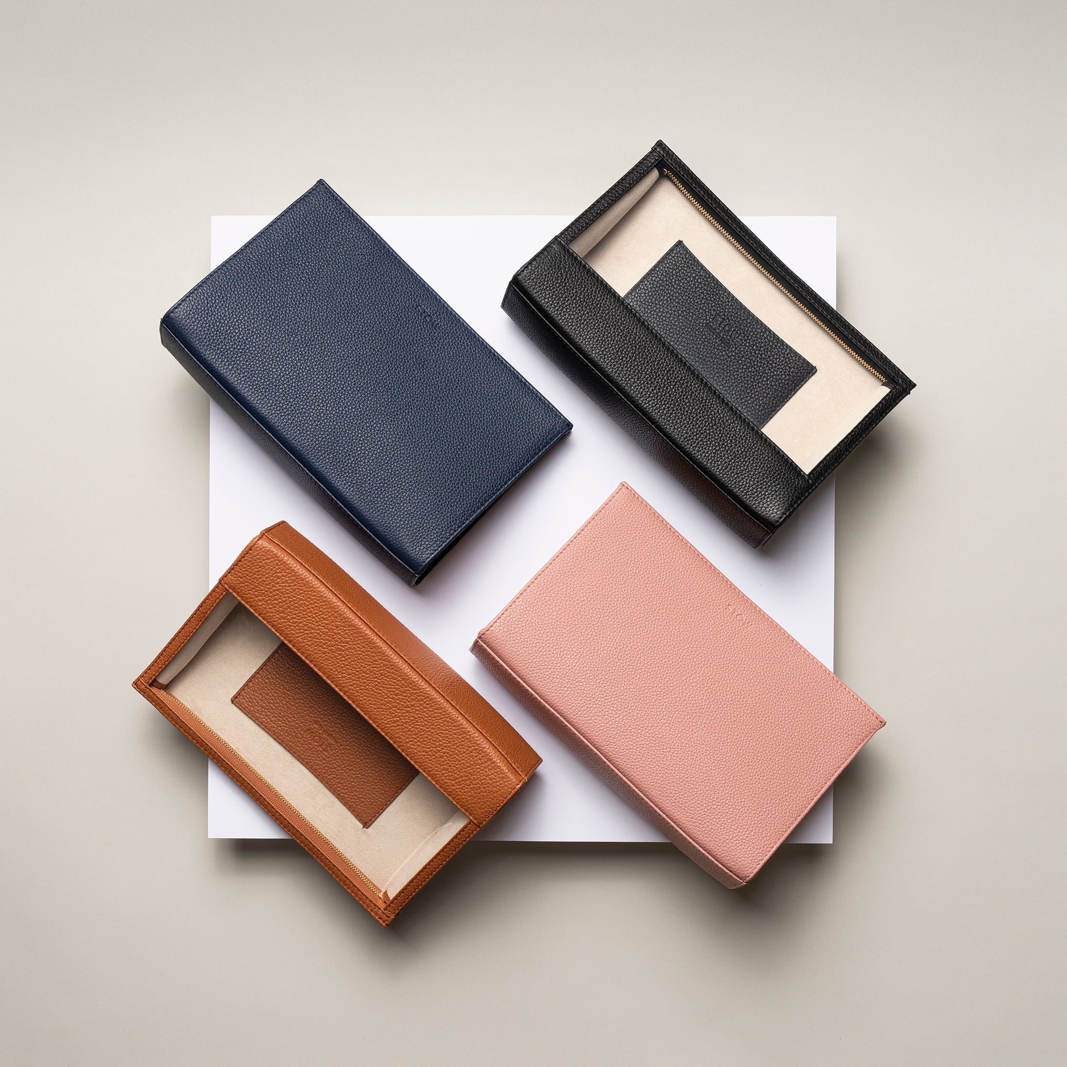 Collection of STOW Seeview Onboards in Hazy Blush, Navy, Earth Tan and Black.