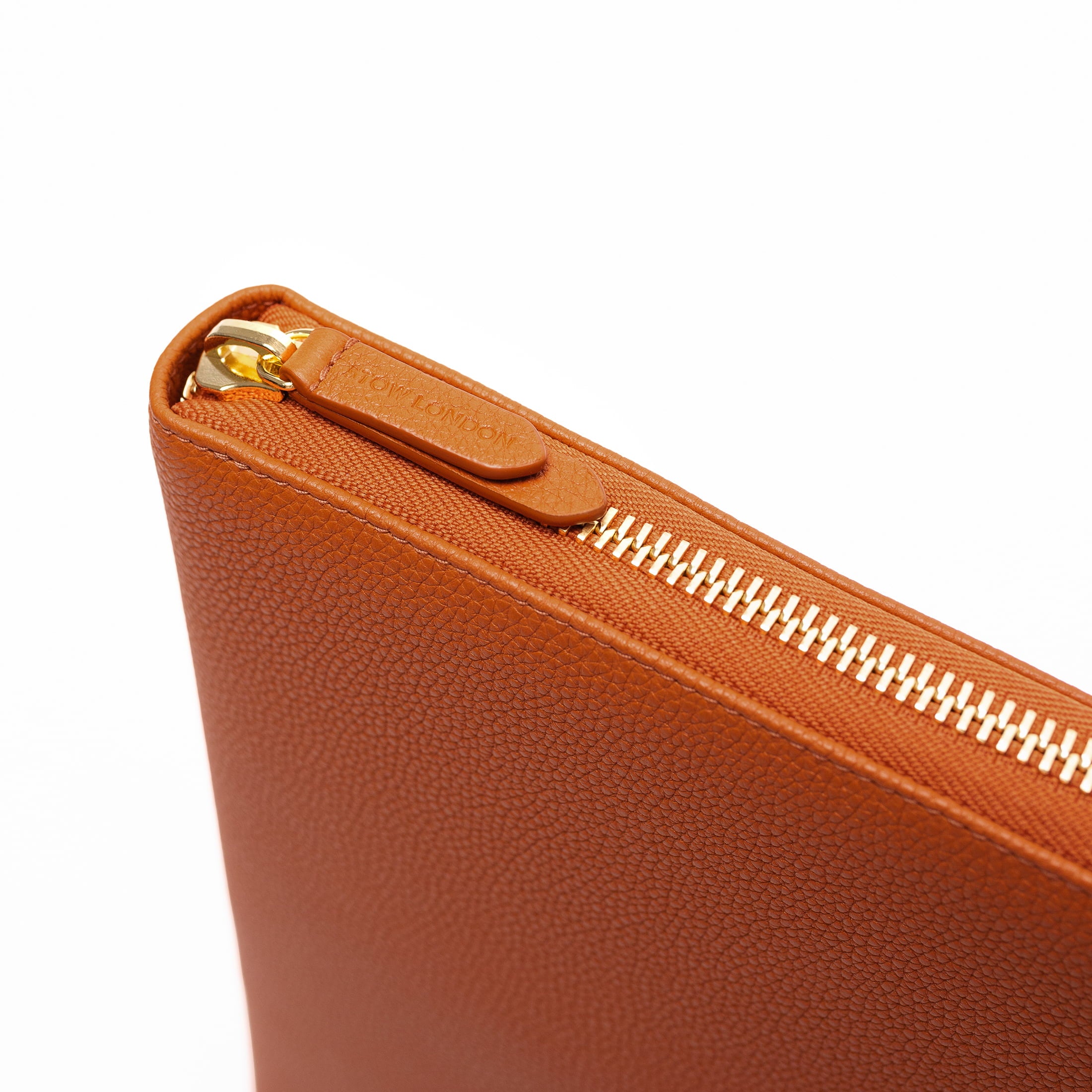 STOW London World Class Folio in Clay Orange